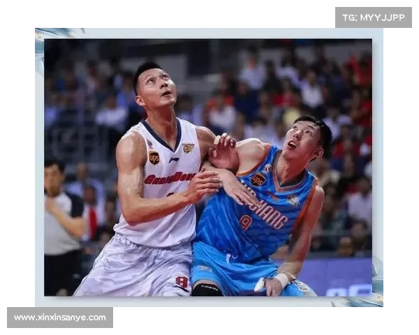 周琦重返新疆后对球队整体实力与战术体系的深远影响分析 周琦重返新疆后对球队整体实力与战术体系的深远影响分析