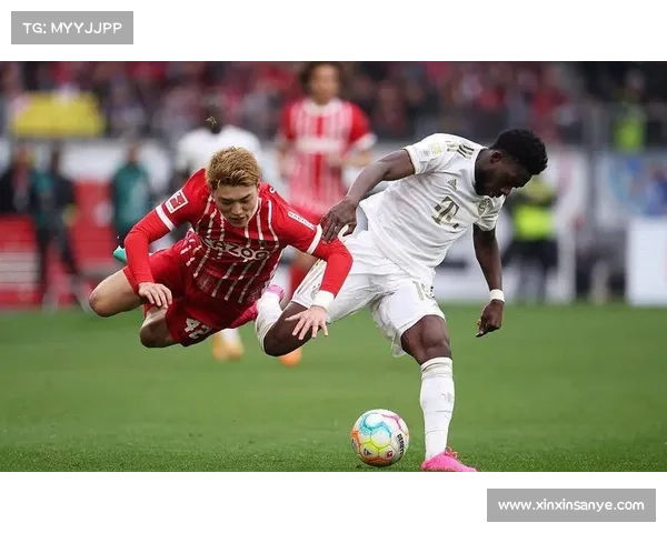 弗拉霍维奇为何成为足球场上的耀眼新星他的表现如何征服了球迷与专家